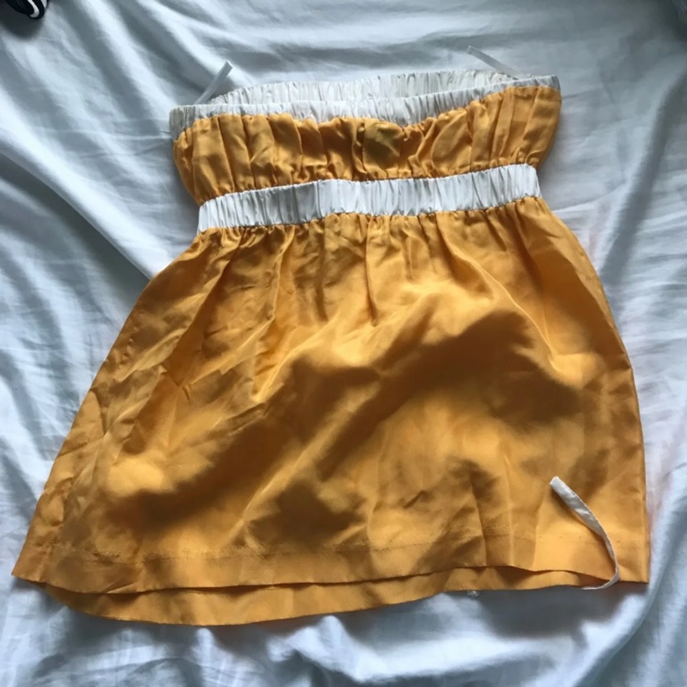 crop top - Picture 2 of 2
